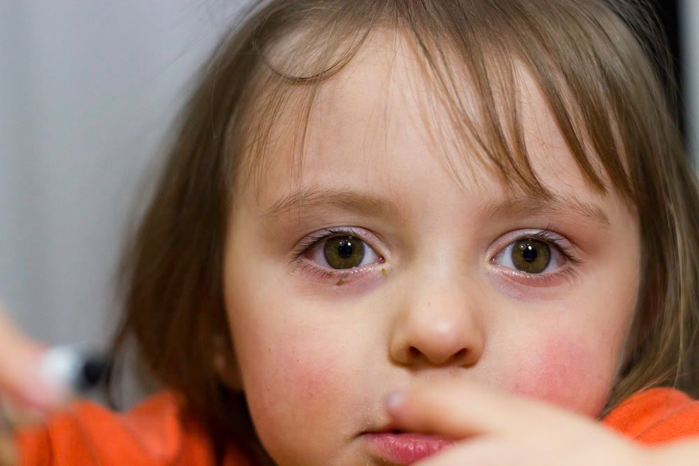 IMAGE: http://i30.photobucket.com/albums/c303/winters19/Photography/sharp4.jpg