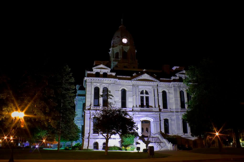 IMAGE: http://i30.photobucket.com/albums/c303/winters19/courthouse.jpg