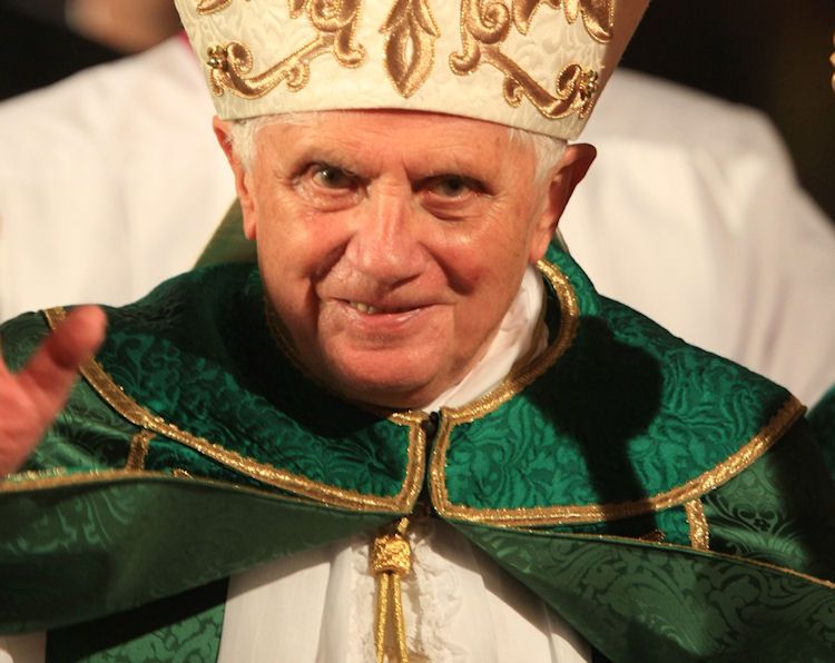 pope benedict xvi nazi youth. account of the Pope in the