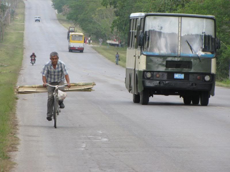 IMAGE: http://i30.photobucket.com/albums/c307/hawaiibg/Cuba/IMG_0194.jpg