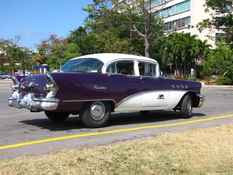 IMAGE: http://i30.photobucket.com/albums/c307/hawaiibg/Cuba/IMG_0242.jpg