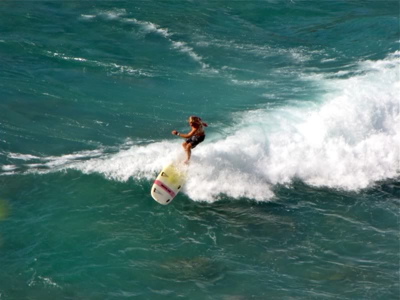 IMAGE: http://i30.photobucket.com/albums/c307/hawaiibg/Hawaii%2009/file-1.jpg