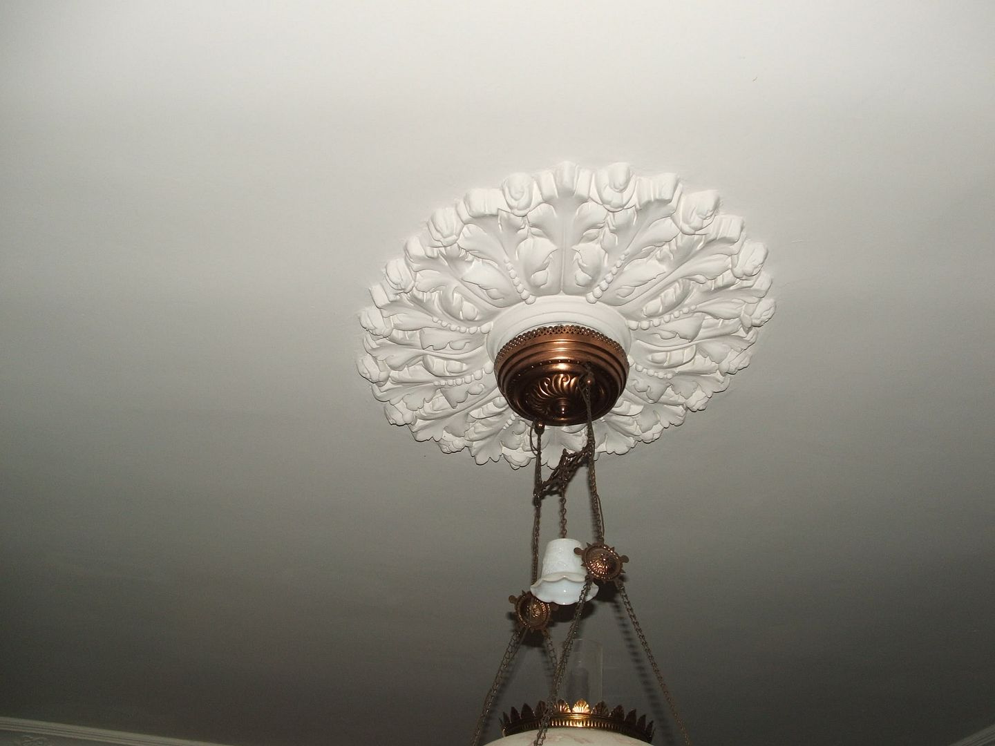 victorian ceiling medallion