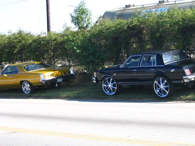 Candy Gold Old School + Black Cutlass on 26's.