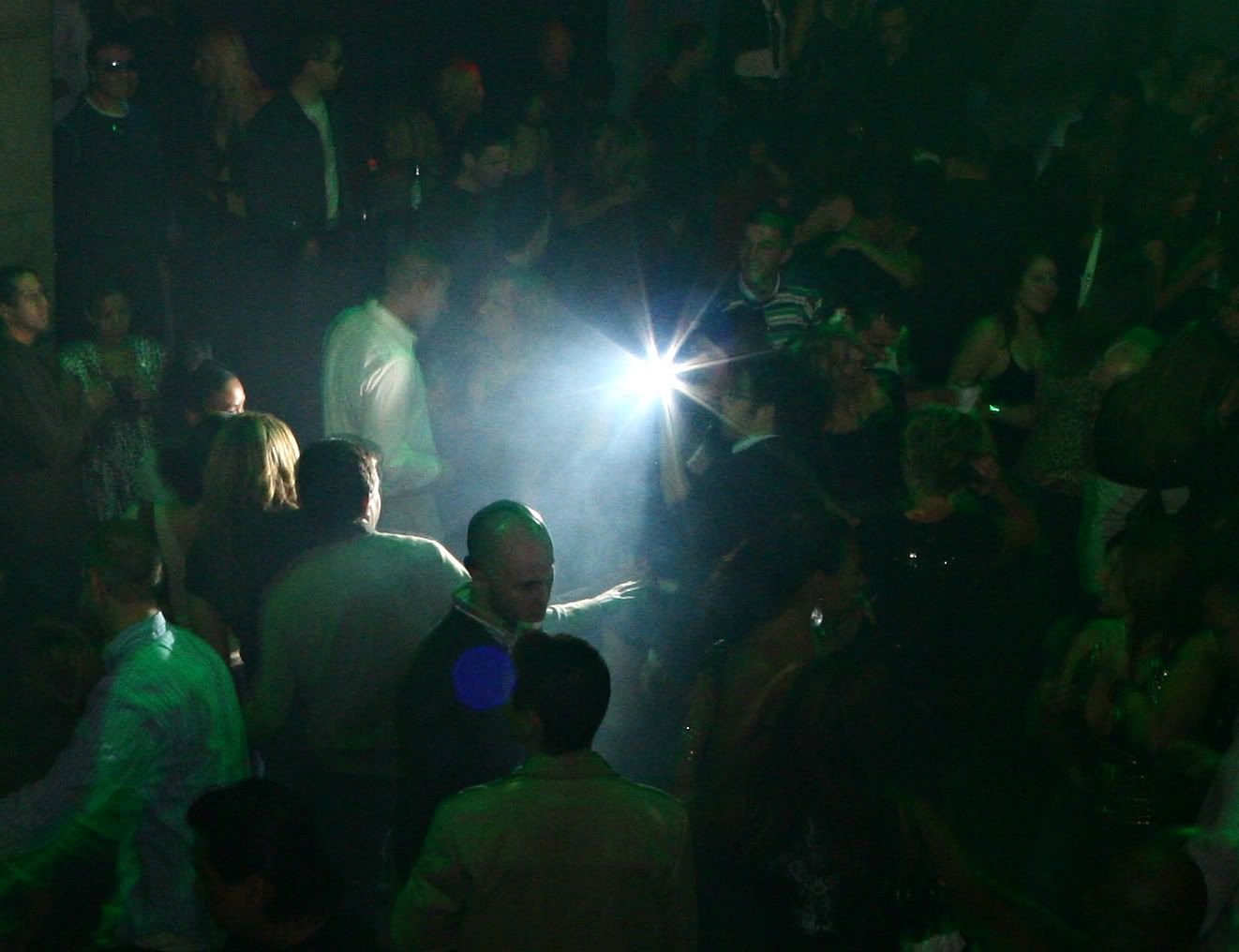 IMAGE: http://i30.photobucket.com/albums/c315/jspeccb4/218copy.jpg