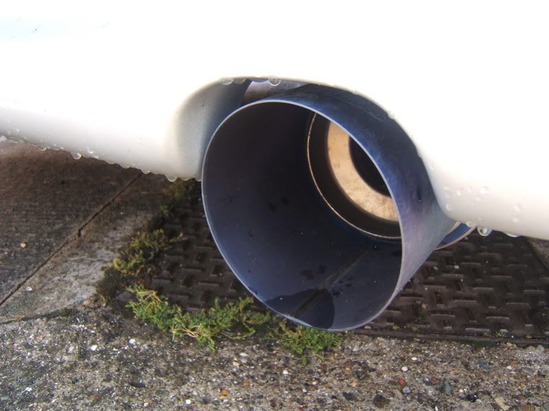 exhaust001.jpg