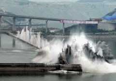 Three Gorges dam 