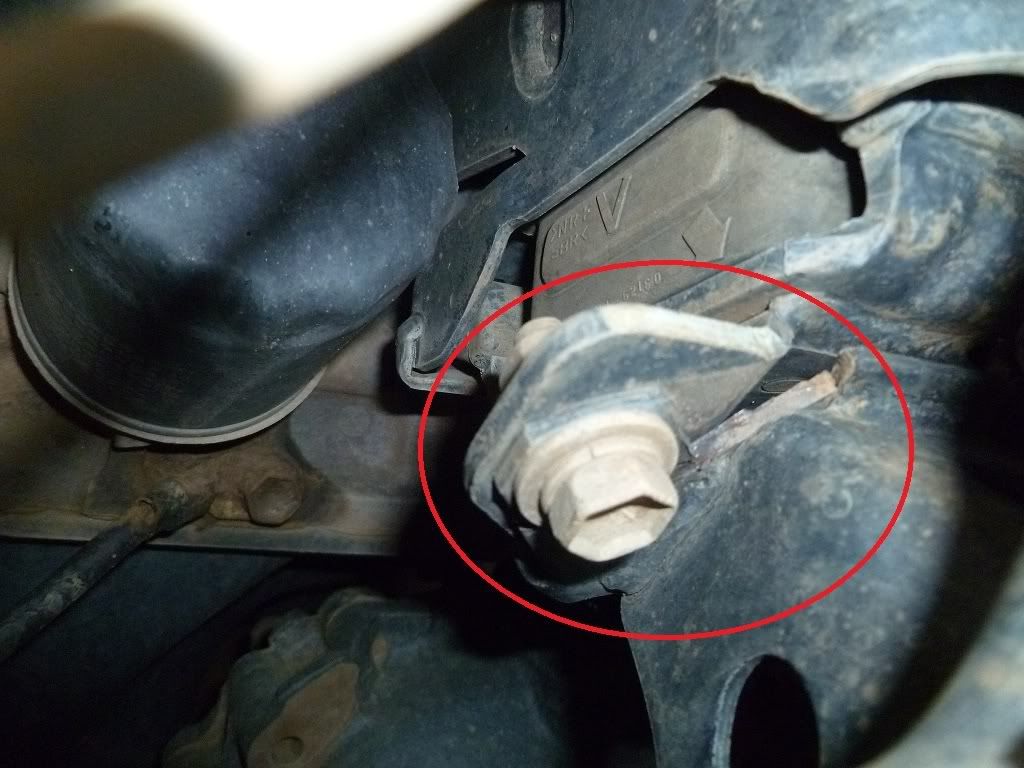 cracked engine mount