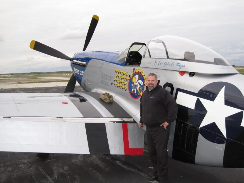 FlyinintheMustang025.jpg