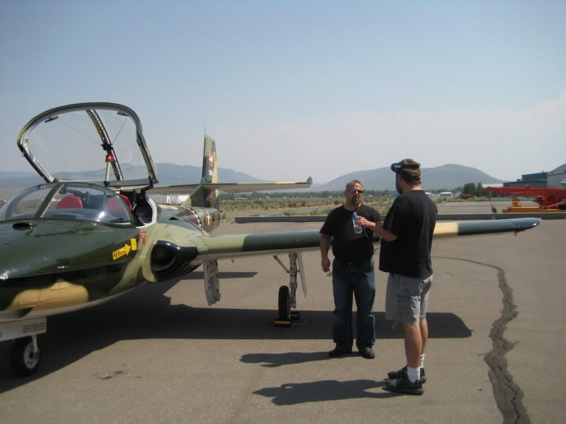 RENOTWEET2008050.jpg