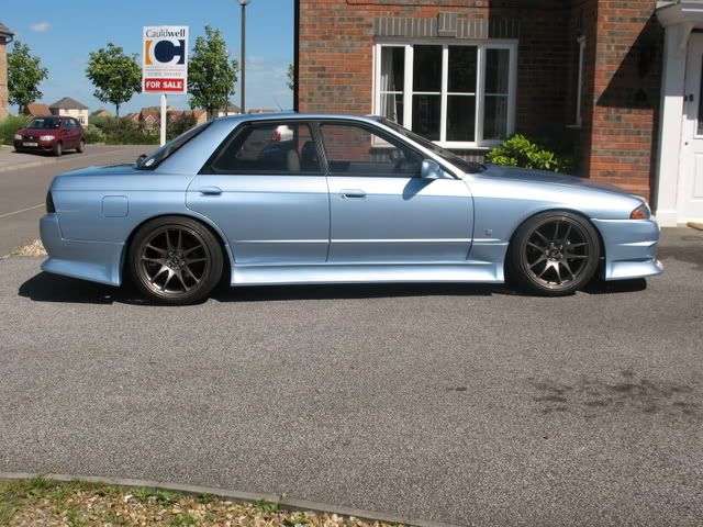 r32 four door for sale