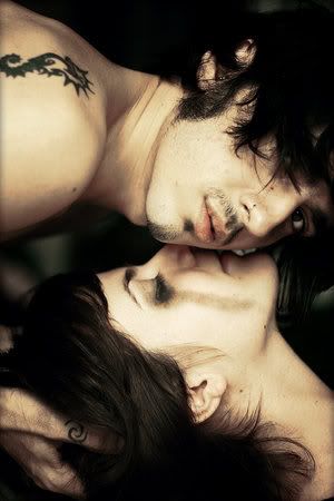 http://i30.photobucket.com/albums/c326/rose_on_Coffin_door/ow%20piks/Love_Story_by_complejo.jpg
