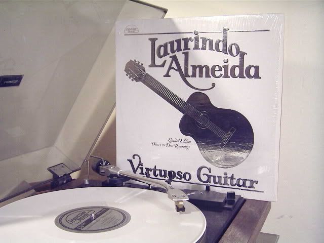 LaurindoAlmeidaVirtuosoGuitar2.jpg