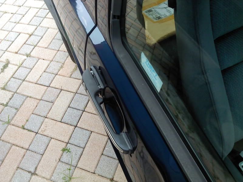 Need help, cant get door open, broken door handle VW Vortex