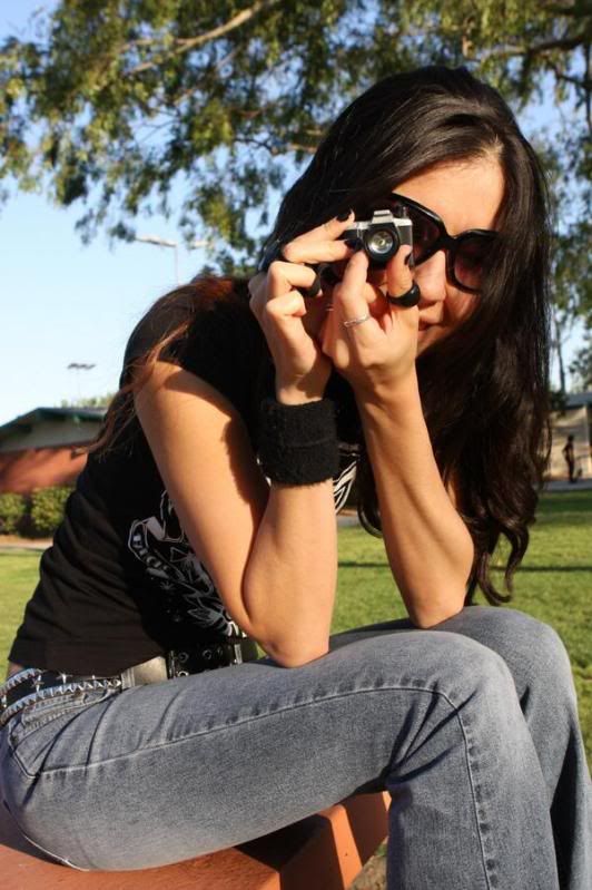 http://i30.photobucket.com/albums/c337/silvrgrl295/l_f15877ef7edaaf8d6e46ce7736c7ebf6.jpg