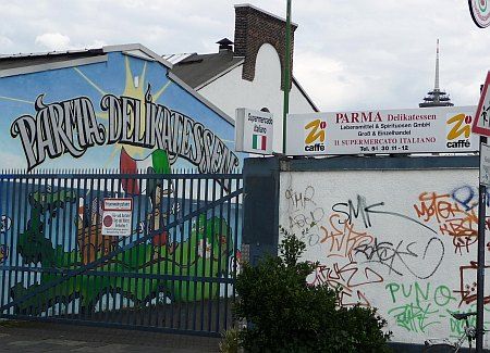 Graffiti Heliosstrasse