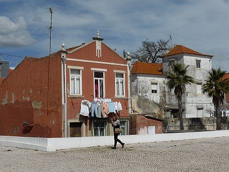 Lissabon photo 080-Houses_near_Belem_Lissabon_zpsmjuwergd.jpg