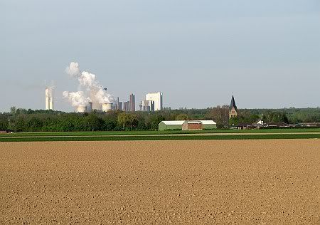 Blick Paffendorf und Kraftwerk Niederaussem