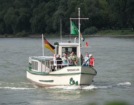 Boat to Bad Hoenningen