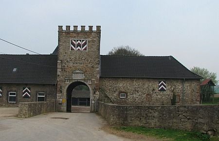 Castle Holzheim