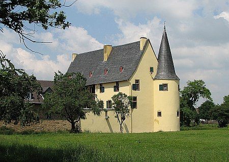 Cstle Langendorf photo 31-Burg_Langendorf_zps09054db8.jpg
