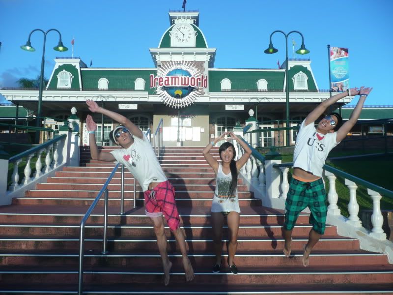 outside dreamworld!