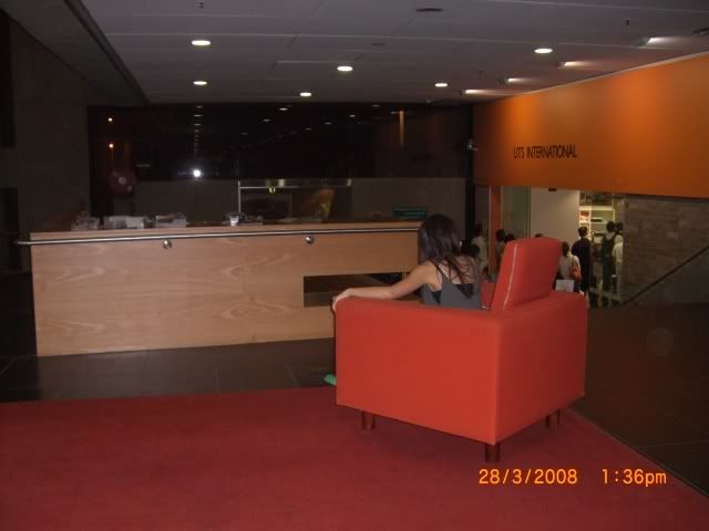 hahahah we found the loner sofa, so yea you know whateverrrrr