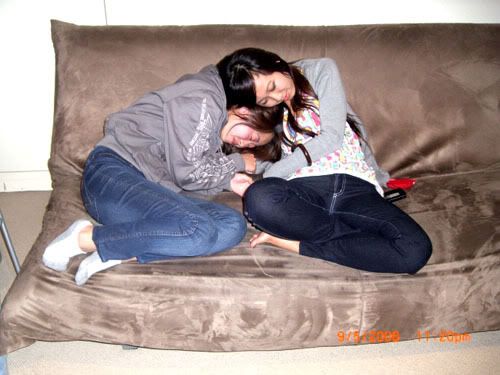 Omggggg sooooo sleeeeepy!!
