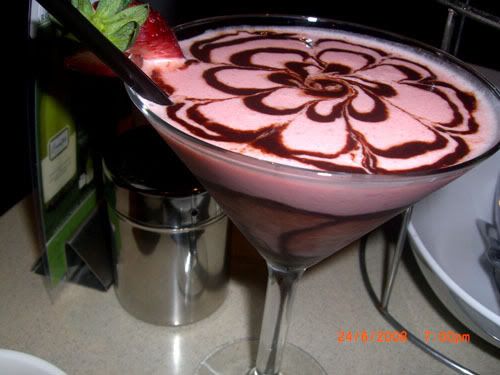 The bestest cocktail! It was soooooooooooo delicious. Cloud Nine