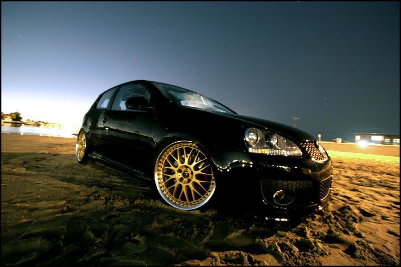 anyone have the pic of the BMP GTI on a beach at night with the gold Work