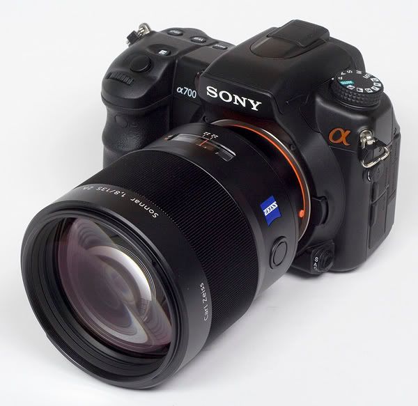 Sony Zeiss 135 F1.8 The highly acclaimed Zeiss Sonnar T* 135mm F1.8