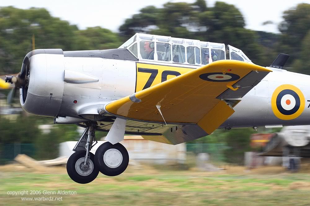 http://i30.photobucket.com/albums/c347/warbirds123/Harvardcopy.jpg