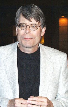 http://i30.photobucket.com/albums/c348/ReaFuzz/dreamcatcher_stephen_king.jpg