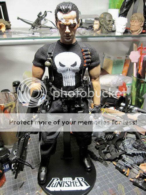 Does anyone own the Medicom or Marvel Studios Punisher figure? | One ...