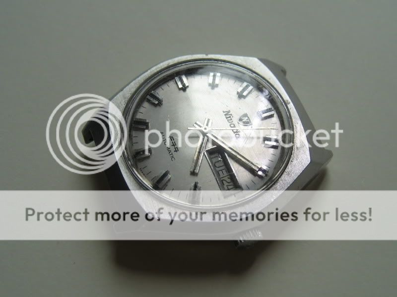Reloj automático de los señores vintage de Nivada   F77 bien dial 