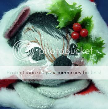 Annalee Christmas Santa Hat with Mouse Inside RARE Collectible 