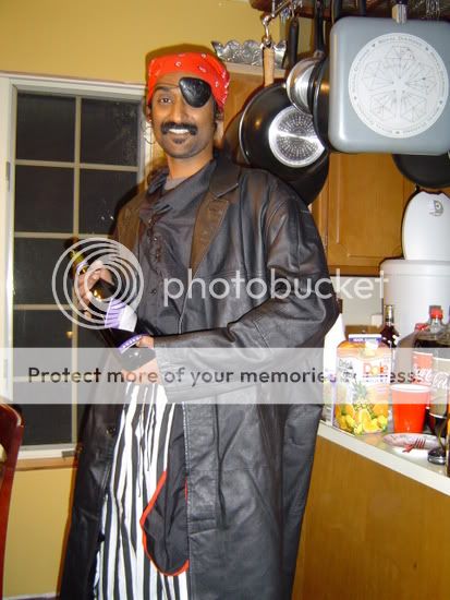 http://i30.photobucket.com/albums/c331/srinimn/Halloween%20with%20Departmental%20freinds/DSC03816.jpg